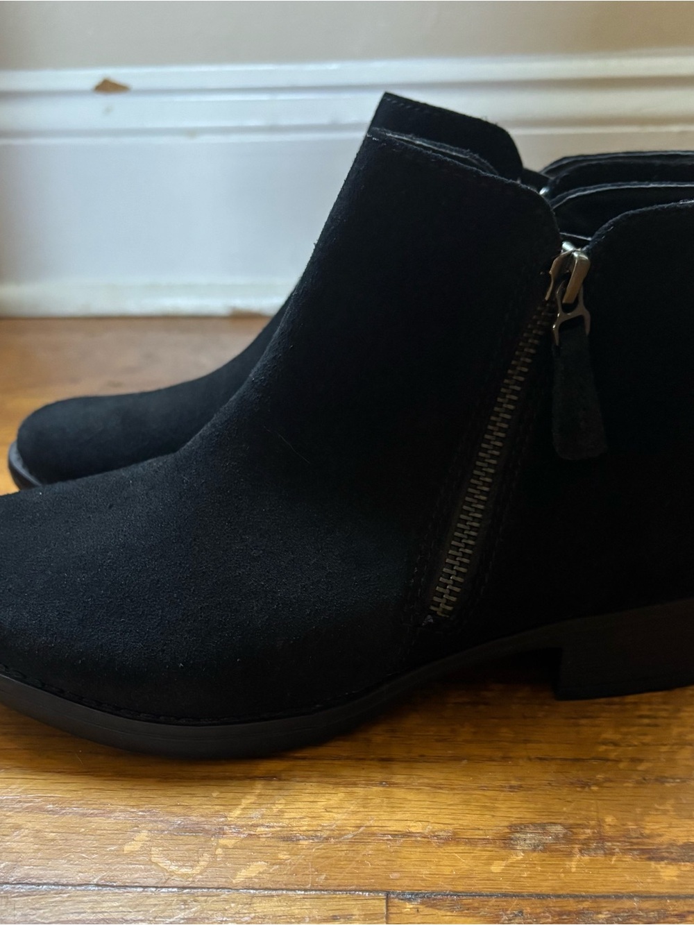 Salvia Black Suede Ankle Boots with Side Zip - Women Size 36